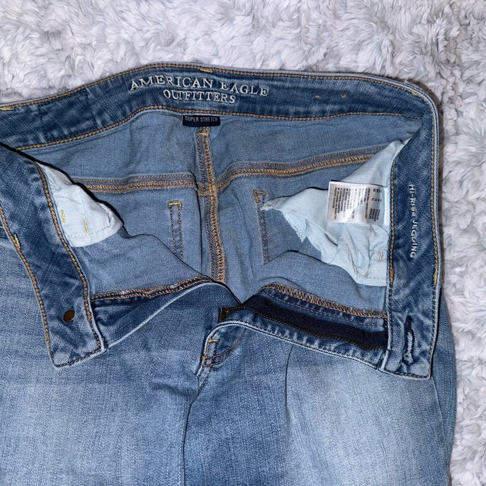 American Eagle Outfitters Light Blue Denim Jeans
